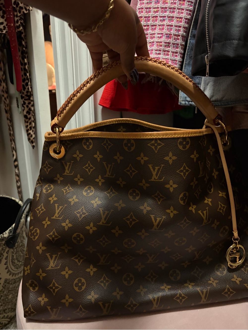 Louis Vuitton Monogram Artsy Shoulder Bag in Brown and Tan 100% Authentic
